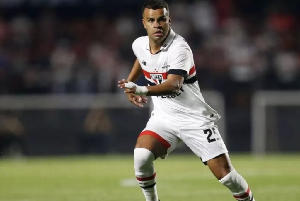 Alisson lamenta noite infeliz do São Paulo contra o Mirassol: ‘Não encaixou’