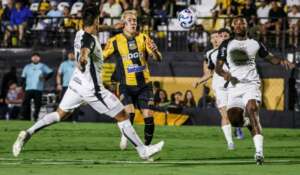 Dorival Júnior quer o Corinthians com 'controle do jogo'