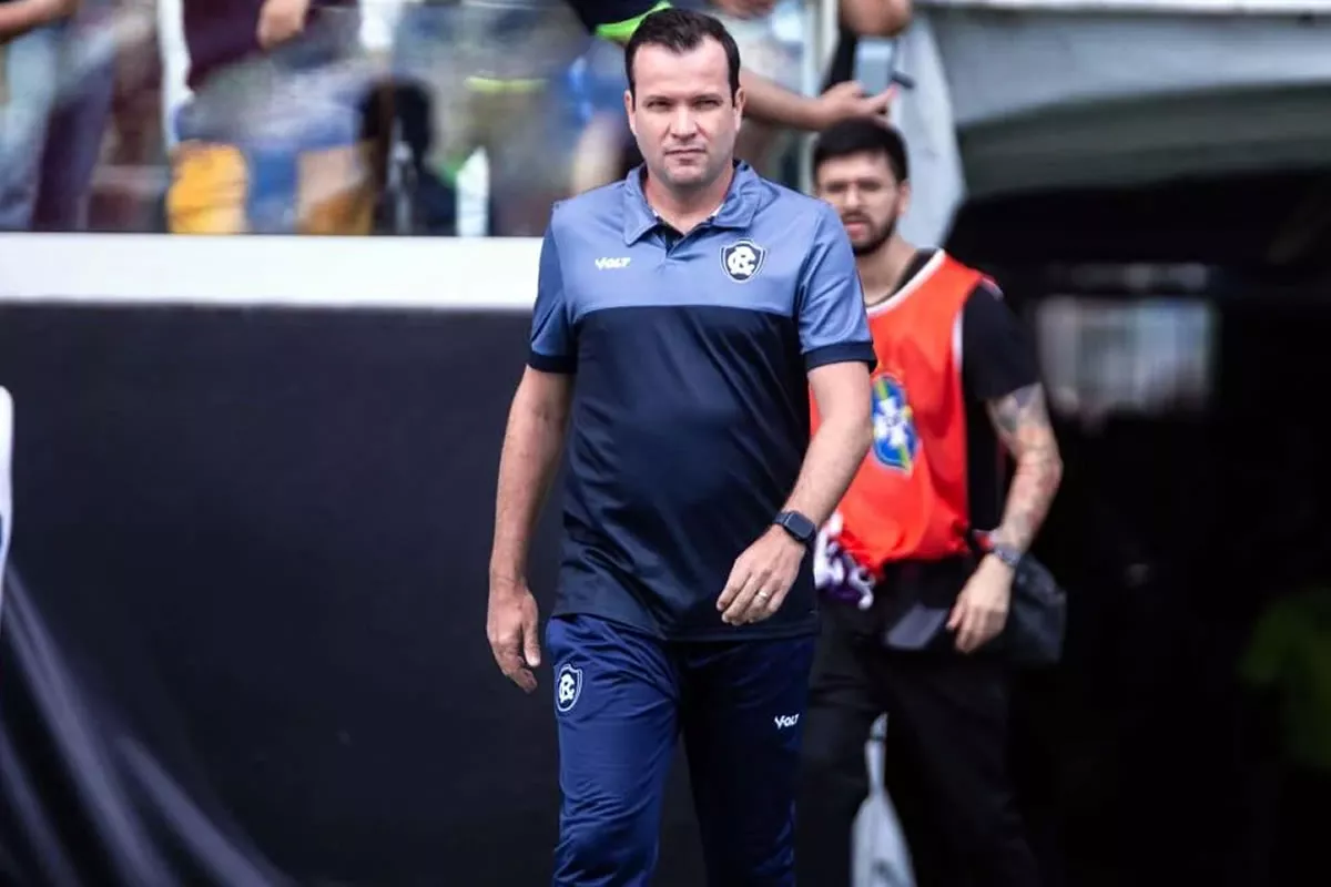Daniel Paulista comemora vitória do Remo e vice-liderança: “Gostei do que vi”