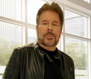 Diretor de marketing do Corinthians pede demissão