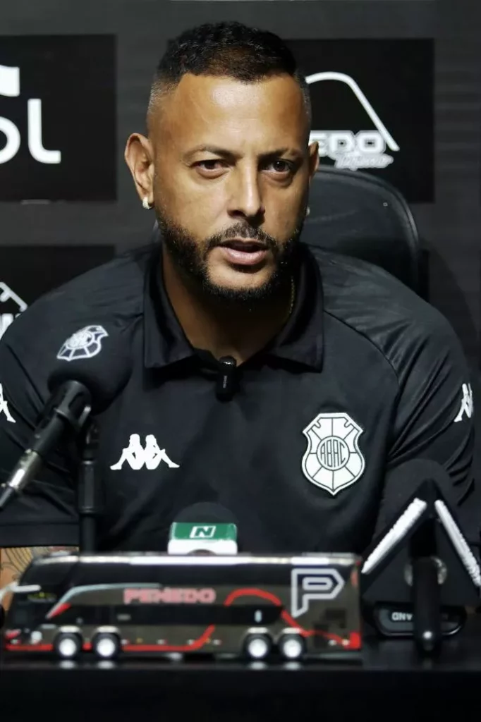 Goleiro ex-Flu e seleção lamenta derrota do Rio Branco para cariocas