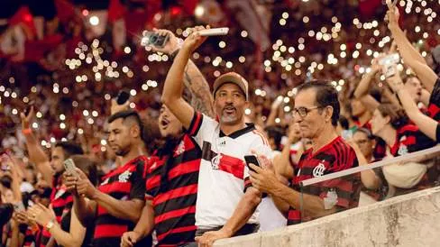 Filipe Luís descarta qualquer ‘turbulência’ no Flamengo