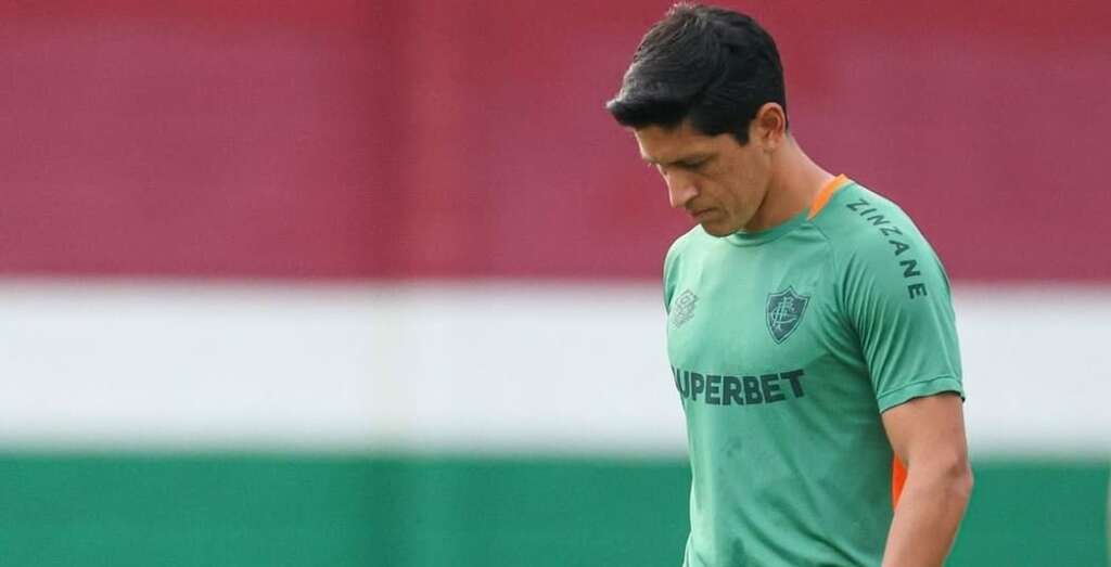 Germán Cano, do Fluminense, sofre lesão no ligamento do joelho