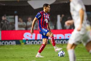 Titular do Bahia, Gilberto sente a coxa e passará por avaliação