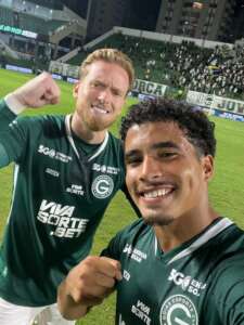 Goiás 2 x 1 Avaí - Esmeraldino assume liderança da Série B de forma provisória