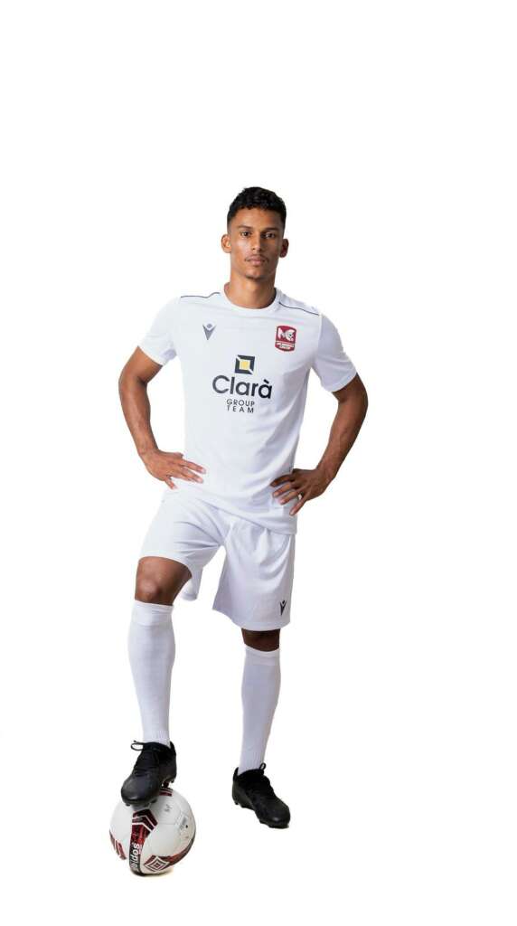 Lateral brasileiro Pedrinho Martins faz história em clube italiano 3 IMG 20250412 WA0034 1
