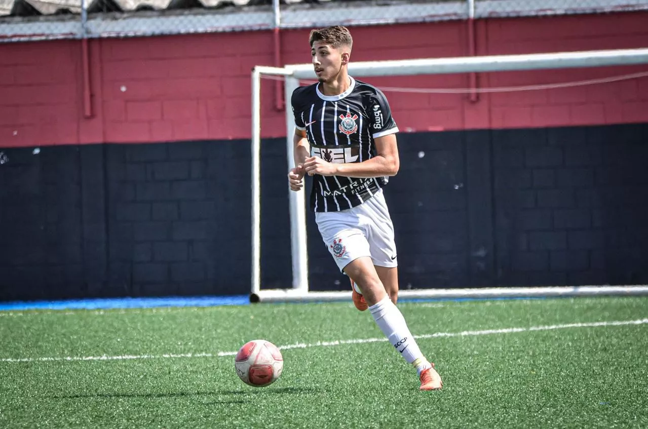 Em menos de 4 meses, Sami Hadi, de 15 anos, conquista título com o Corinthians 2 IMG 20250519 WA0019 1