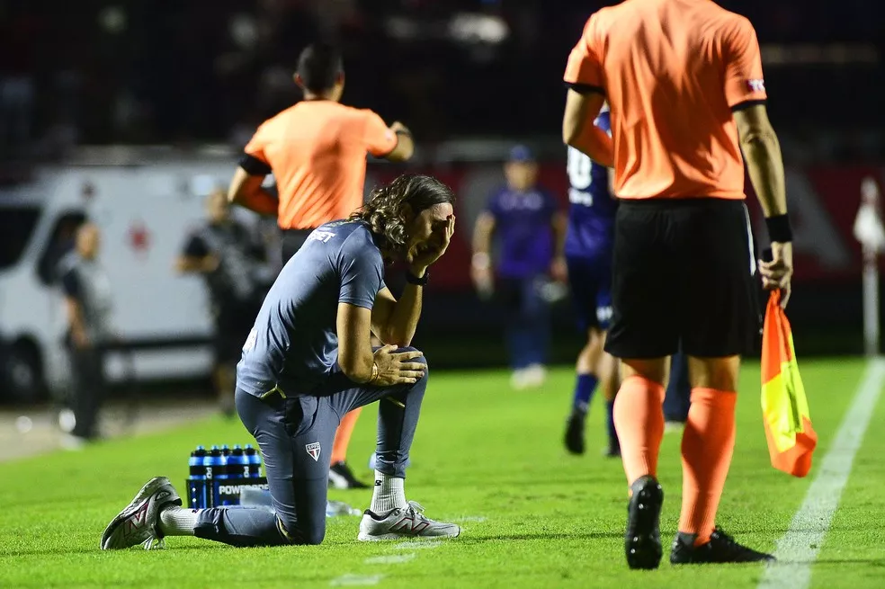 Zubeldía se irrita em coletiva: “Classificamos em primeiro e perguntam outra coisa?”