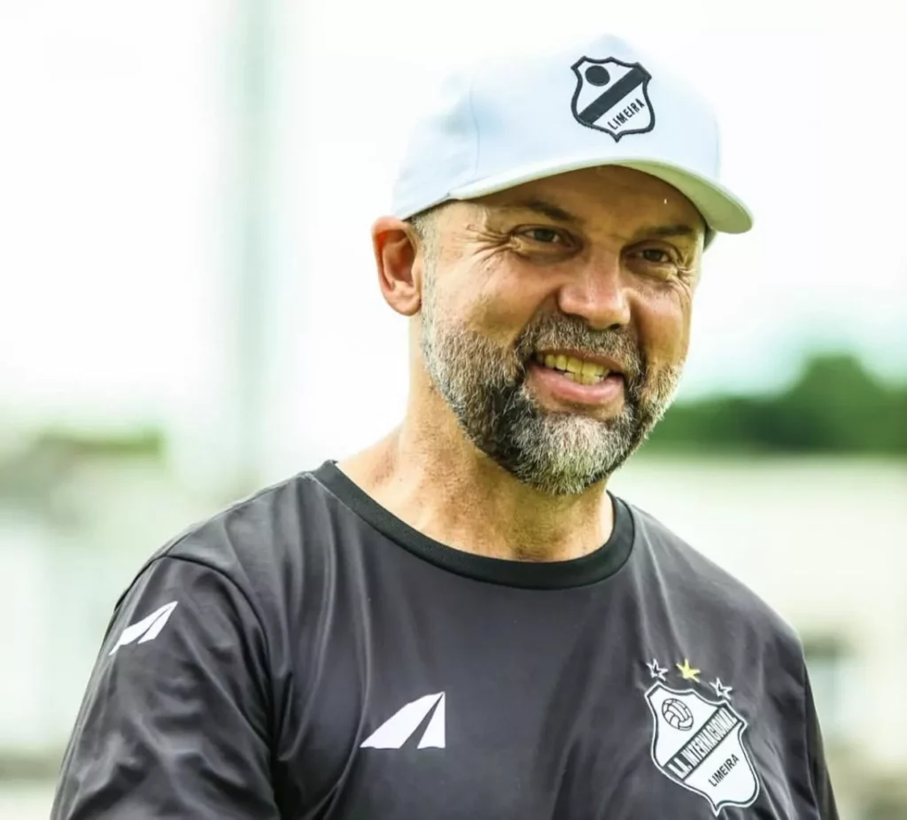 Copa Paulista: Só falta o Guarani! Conheça os 22 dos 23 técnicos da edição 2025 7 Imagem do WhatsApp de 2025 05 12 as 23.15.43 ceb41f5d