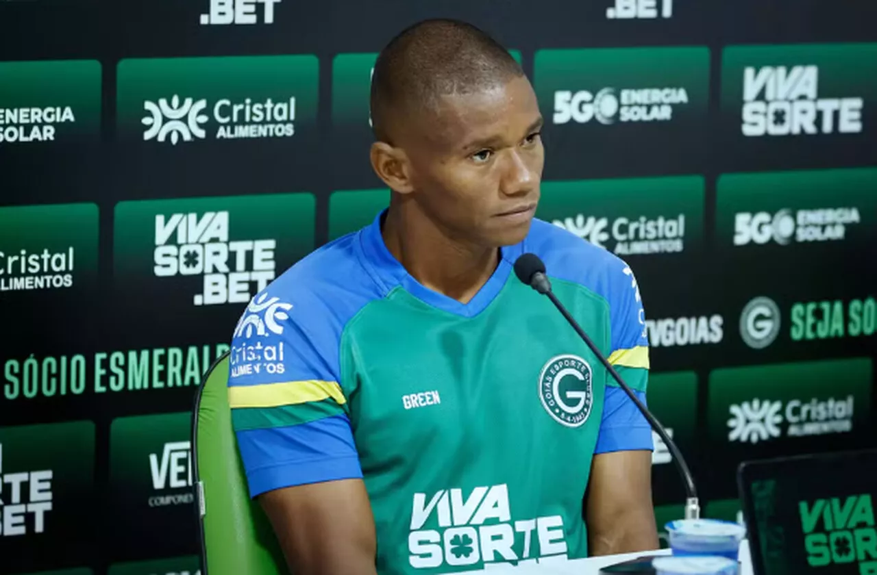 Juninho destaca liderança do Goiás, mas alerta para evolução na Série B 1 Juninho valoriza fase do Goias e projeta sequencia