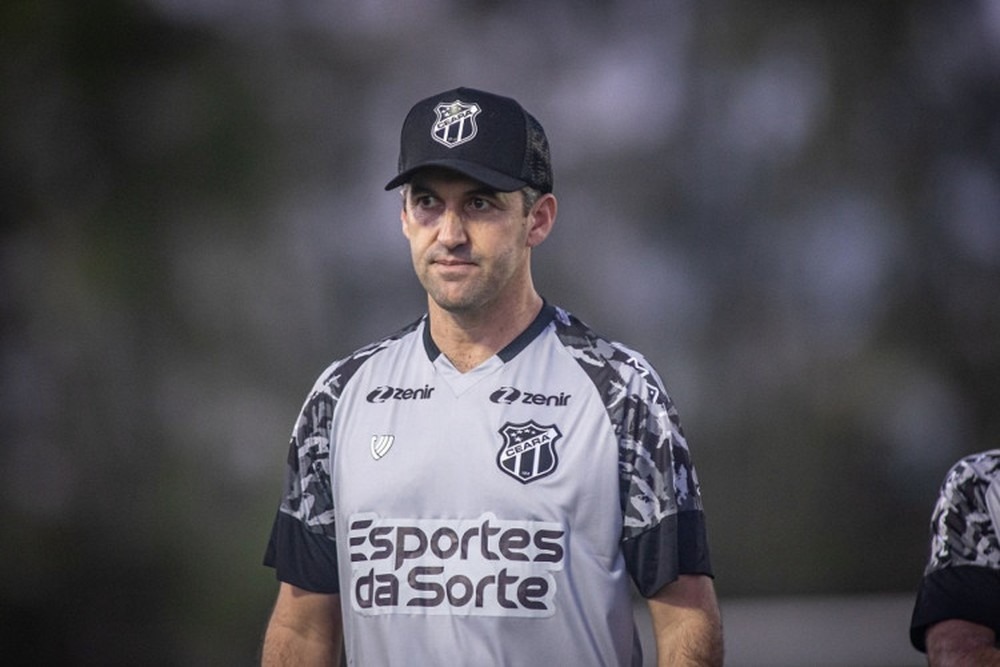Ídolo, Léo Condé reencontra Vitória em clássico do Nordeste 3 Léo Condé comanda o Ceará (Foto: Gabriel Silva/Ceará SC)