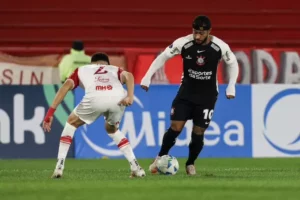 Dorival fala em 'obrigação' e 'compromisso' com Corinthians