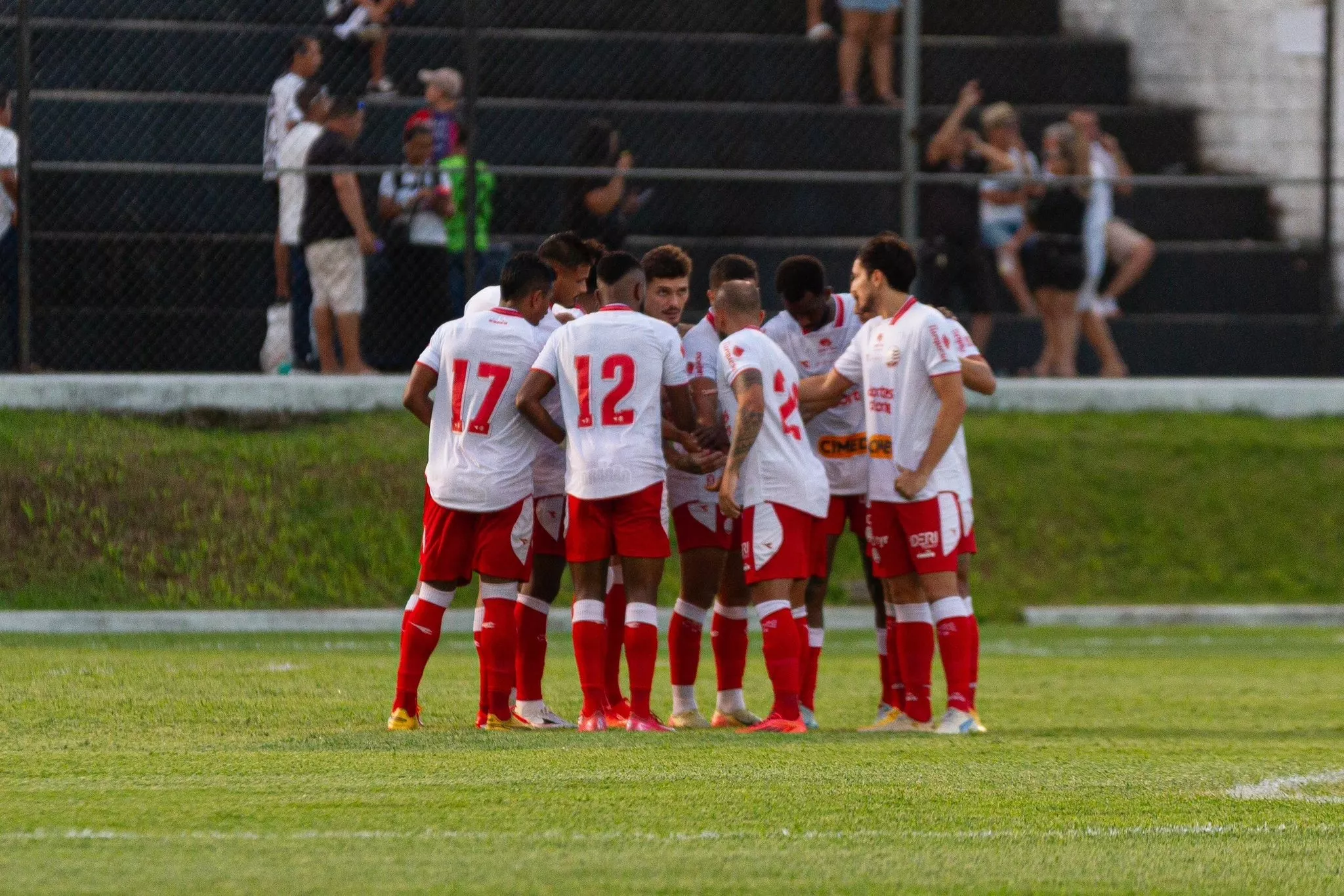ABC 0 x 0 Náutico - Timbu segura empate após expulsão no 1ª tempo 3 ABC 0 x 0 Náutico - Timbu segura empate após expulsão no 1ª tempo (Foto: Divulgação)