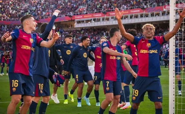 Barcelona vira sobre o Real Madrid e se aproxima do título espanhol