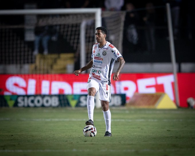 Seleção FI da 6ª rodada da Série B chega escalada no 4-3-3 2 Operario