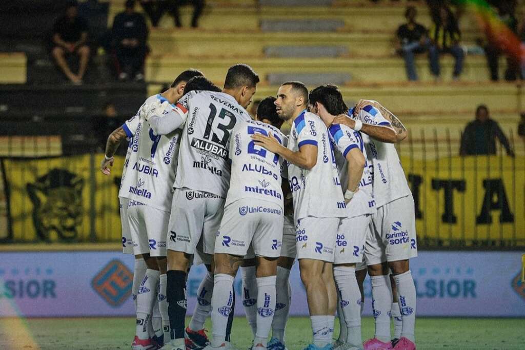 Volta Redonda 1 x 0 Paysandu - Voltaço deixa Z-4 e empurra Papão 3 Volta Redonda 1 x 0 Paysandu - Voltaço deixa Z-4 e empurra Papão (Foto: Divulgação/Paysandu)