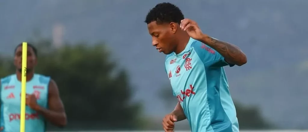 Plata aumenta lista de desfalques do Flamengo na Libertadores