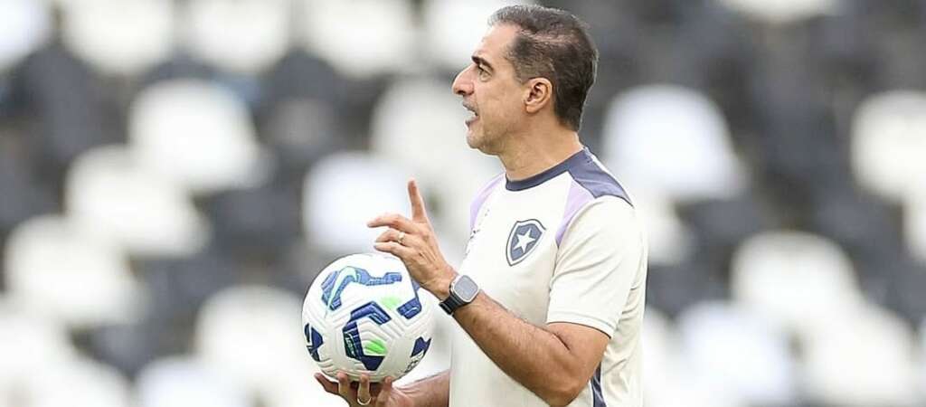 Renato Paiva exalta vitória no Botafogo: ‘Fundamental’