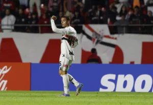 São Paulo tem mais duas baixas para decisão na Copa do Brasil