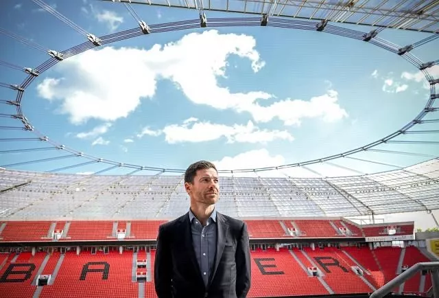 Xabi Alonso será apresentado no Real Madrid no mesmo dia que Ancelotti assumirá a seleção