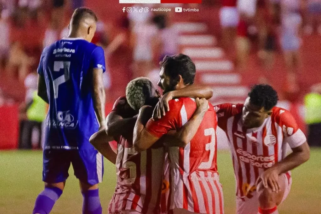 Náutico 2 x 0 Confiança - Timbu vence duelo nordestino e respira 2 Náutico 2 x 0 Confiança - Timbu vence duelo nordestino e respira (Foto: Divulgação/Náutico)