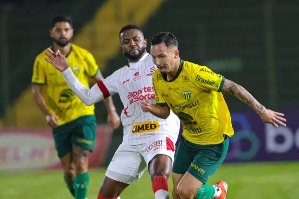 Ypiranga x Tombense - Momentos opostos em busca da vitória 2 Ypiranga x Tombense - Momentos opostos em busca da vitória (Foto: Pablo Nunes / YFC)