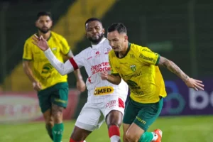 Ypiranga x Tombense - Momentos opostos em busca da vitória