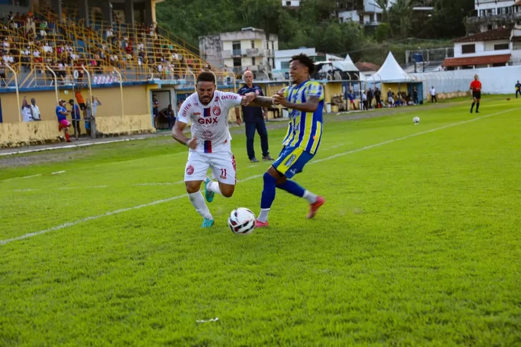 Barcelona-BA 0 x 0 Jequié-BA - Empate não ajuda ninguém na Série D 2 Barcelona-BA 0 x 0 Jequié-BA - Empate não ajuda ninguém na Série D (Foto: Divulgação/Barcelona)