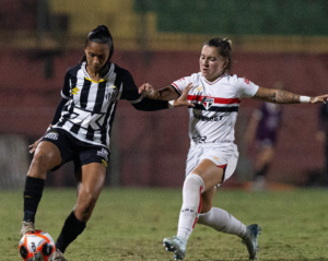 PAULISTÃO FEMININO: Santos vence clássico e Palmeiras estreia com pé direito