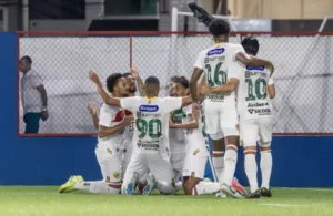 Brusque 1 x 0 São Bernardo - Quadricolor vence Tigre e assume 2ª posição