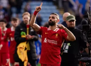 Salah leva prêmio de melhor jogador do Campeonato Inglês pela 3ª vez