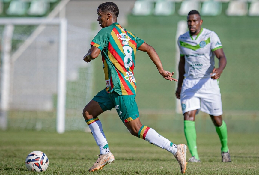 Tocantinópolis-TO 0 x 0 Sampaio Corrêa-MA - Nada de gols na Série D 1 Tocantinópolis e Sampaio empatam pela 3ª rodada da Série D (Foto: Júnior Fotos/ Divulgação)