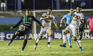 Anápolis 1 x 1 Maringá - Galo empata nos acréscimos e frustra Dogão