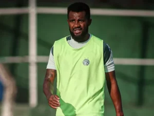 Guarani x Figueirense - Duelo direto onde perdedor fica no Z-4