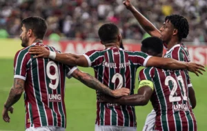 SUL-AMERICANA: Fluminense e Atlético-MG fazem 'final' por liderança