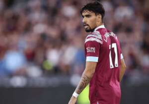 Lucas Paquetá chora ao receber cartão amarelo