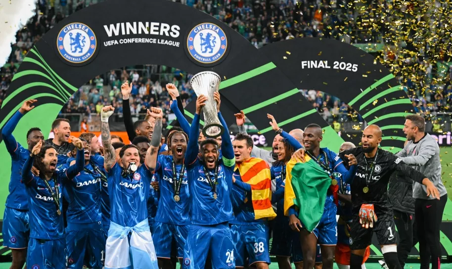 LIGA CONFERÊNCIA: Chelsea vira sobre o Betis e é 1º a erguer principais títulos da Europa