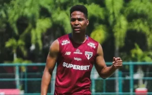 Wendell volta a treinar no São Paulo, mas ainda é dúvida para a Libertadores