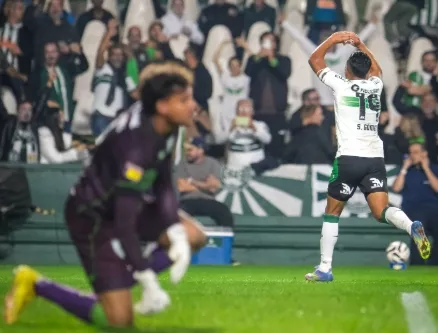 Coritiba 1 x 0 América-MG - Coxa se reabilita e se aproxima do G4! 1 Sebastián Gómez marcou o gol da vitória do Coritiba