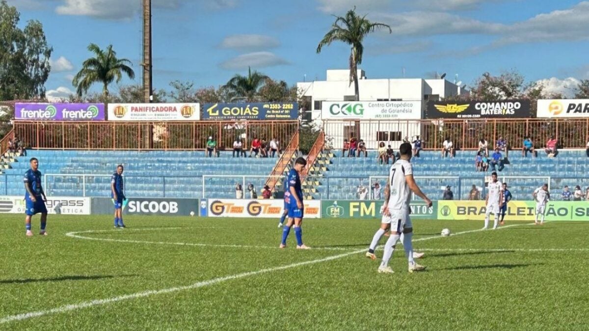 Aparecidense vence Goianésia em duelo Goiano na Série D