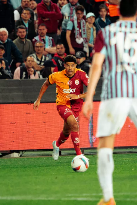 Meia ex-São Paulo conquista primeiro título pelo Galatasaray e mira Campeonato Turco 2 UN2qxWVp image 138