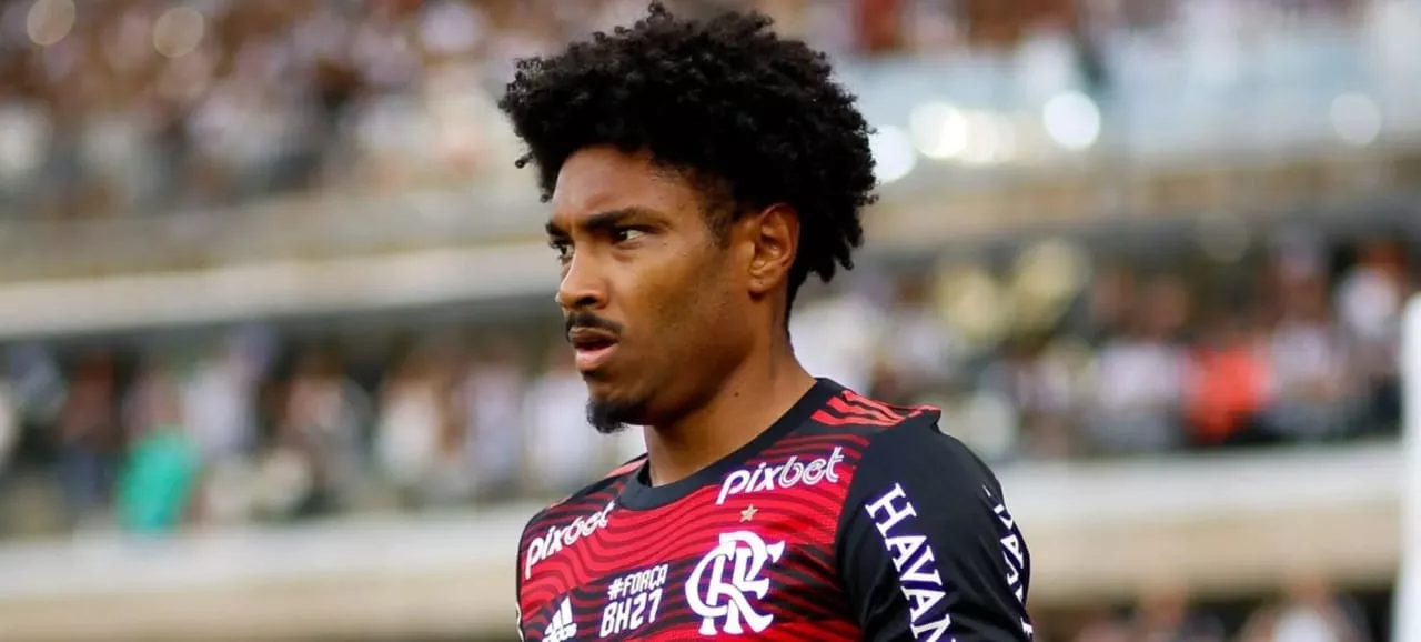 Vitinho deixa o Al-Ettifaq e fica livre no mercado 1 Vitinho 2