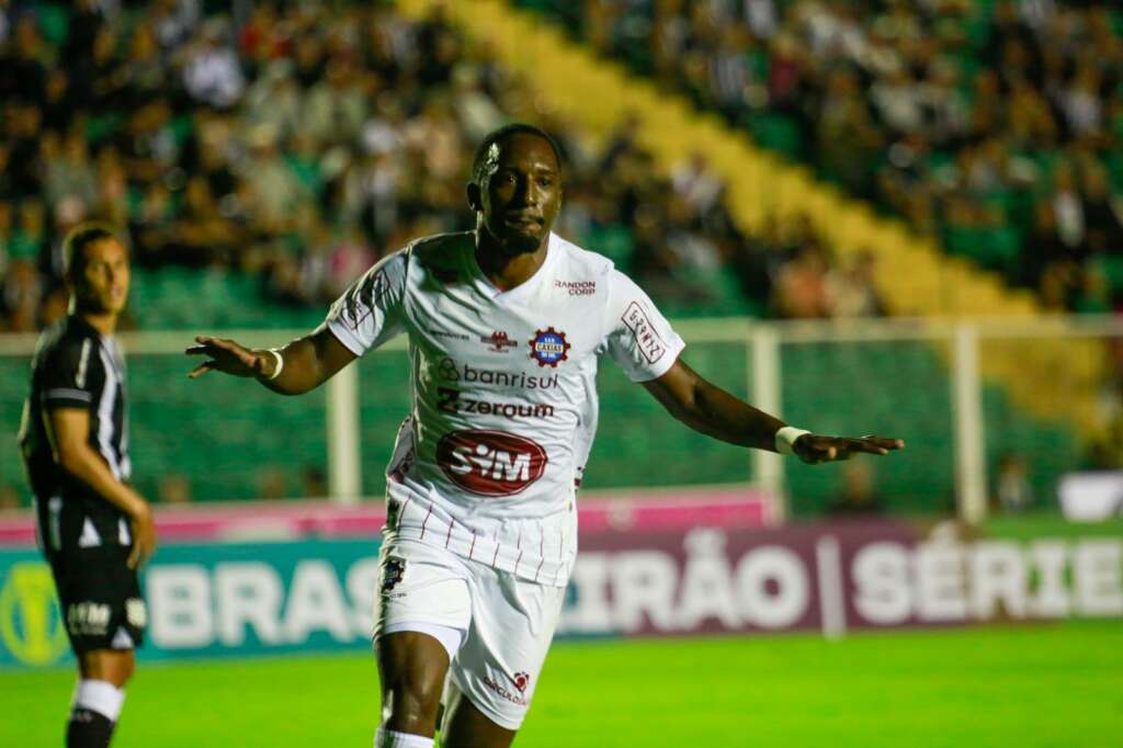 SÉRIE C: Caxias vence Figueirense; São Bernardo e Londrina empatam