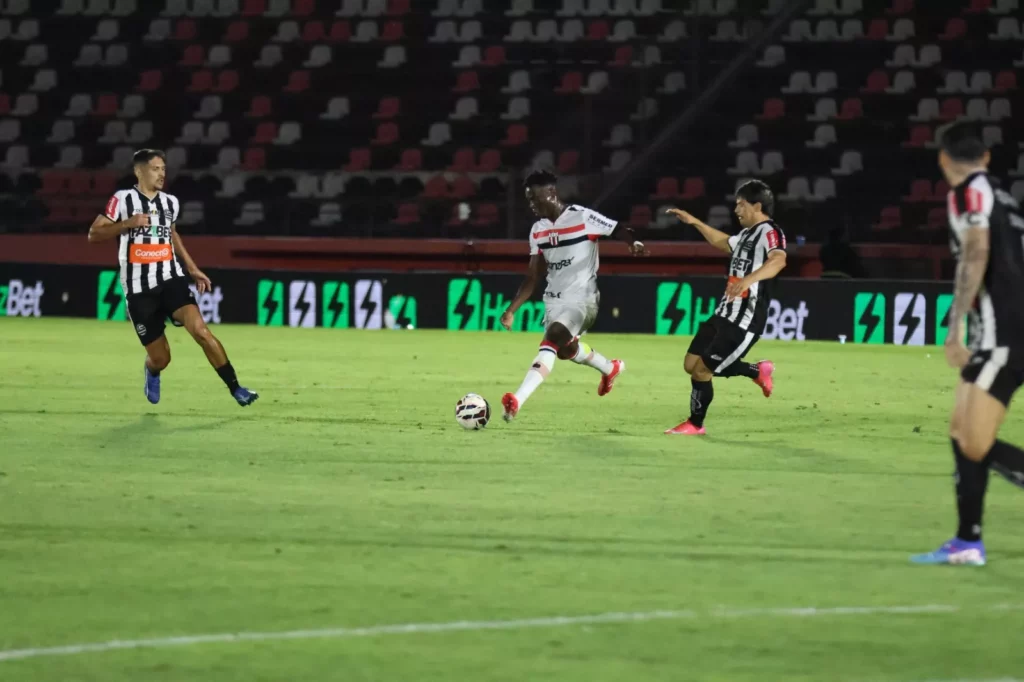 Botafogo-SP 0 x 3 Athletic-MG - Esquadrão vence duelo direto e sai do Z-4 4 WhatsApp Image 2025 05 12 at 20.01.501