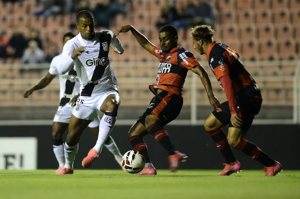 Ituano 0 x 1 Ponte Preta - Jeh voltou! E Macaca lidera a Série C 2 Ituano x Ponte Preta