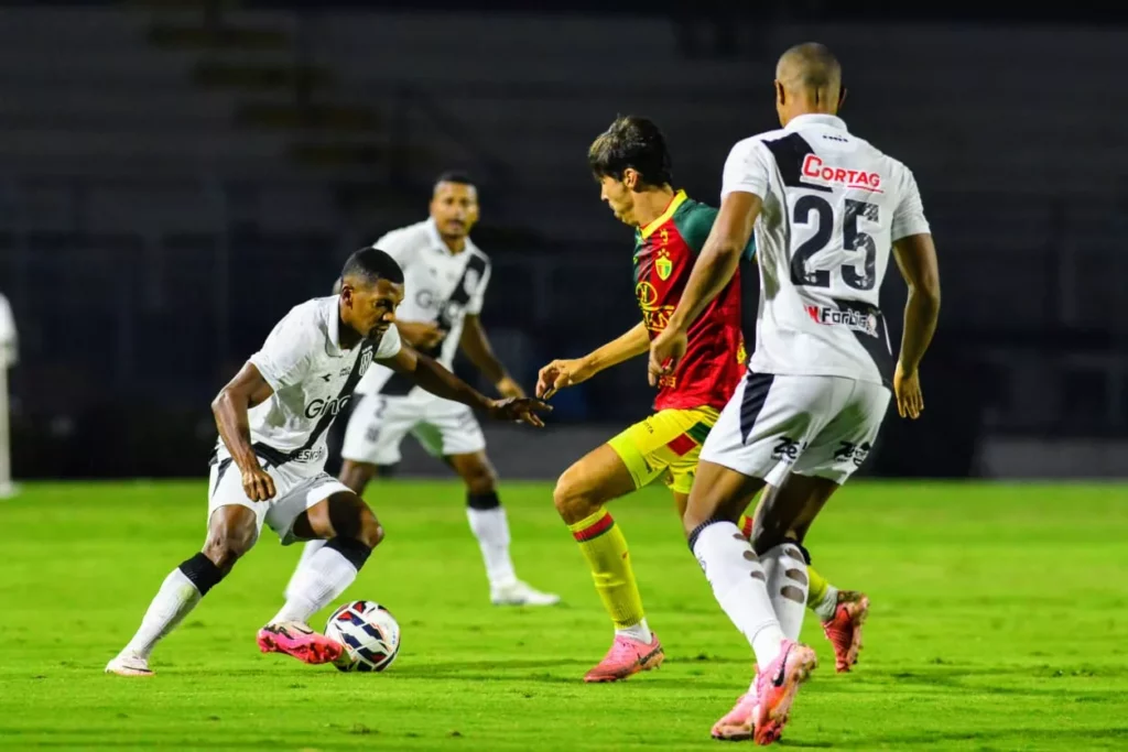 Ponte Preta 1 x 4 Brusque - Baile em Campinas acaba com invencibilidade da Ponte Preta 2 WhatsApp Image 2025 05 17 at 20.28.45 2