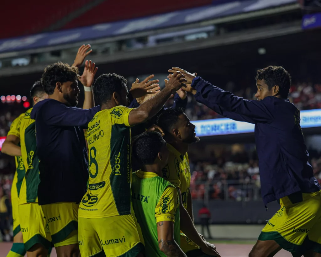 PLACAR FI: Ponte Preta líder e mais! Confira os RESULTADOS de SÁBADO