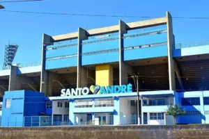 Santo André firma parceria para estruturar venda de SAF
