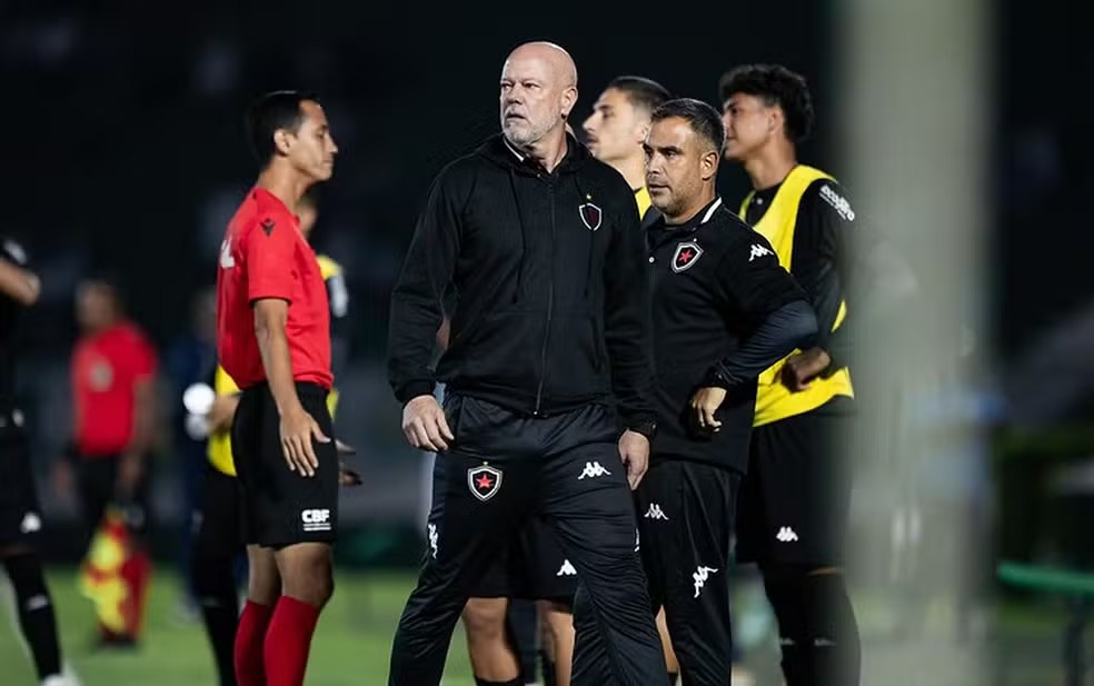 Botafogo-PB perde invencibilidade e Zago vê queda de desempenho