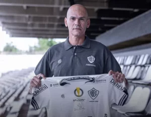 Copa Paulista: Campeão como auxiliar, Fábio Toth busca título como técnico